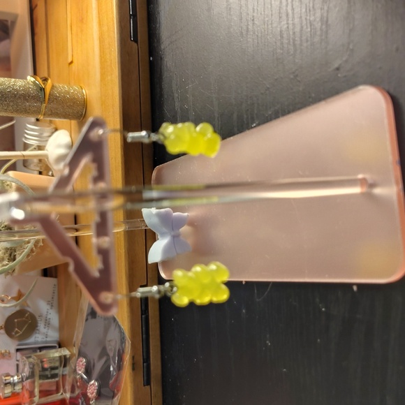 Hand crafted yellow gummy bear earrings NWT - Picture 1 of 3